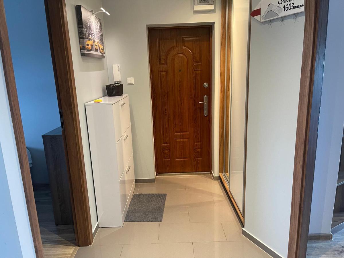 Apartament Z Widokiem Jelení Hora Exteriér fotografie